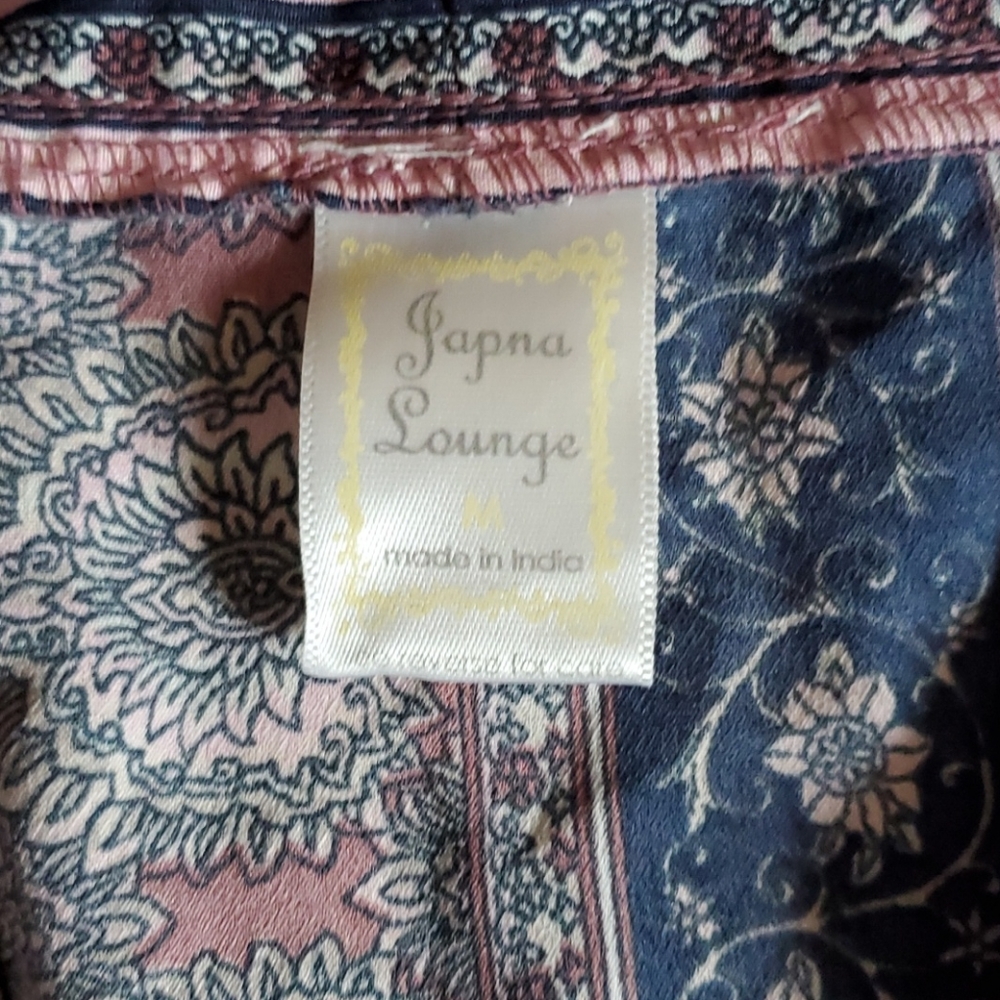 Japna Lounge Robe - Picture 5 of 6